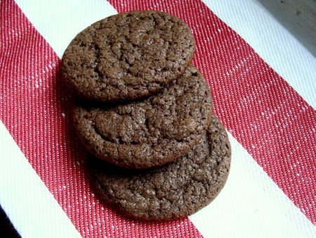 Chocolate Snap Cookies
